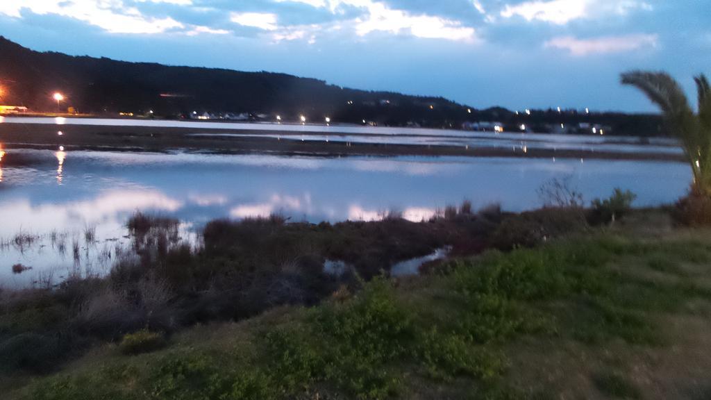 At 29 Columba Hotel Great Brak River Bagian luar foto